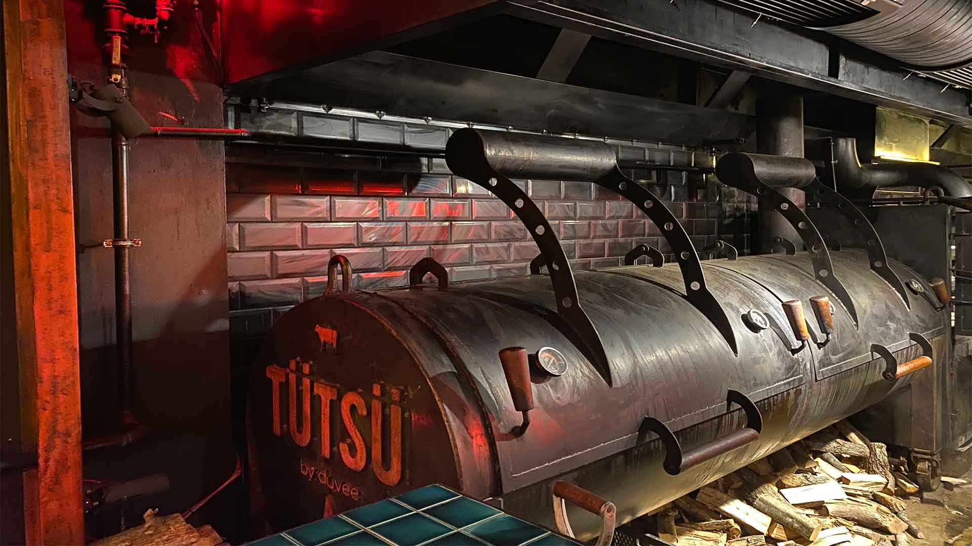 TÜTSÜ meşe odunu ve açık ateş mutfağı İstanbul